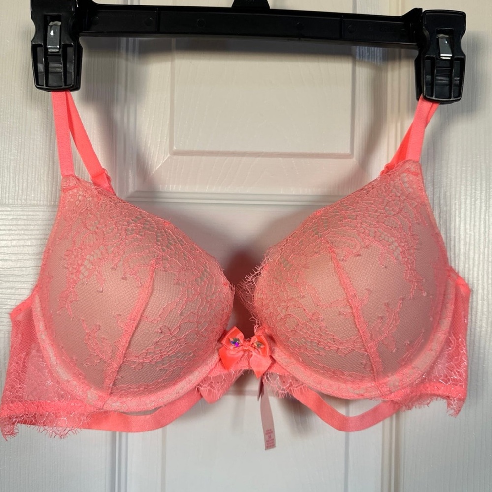 Victoria’s Secret bra